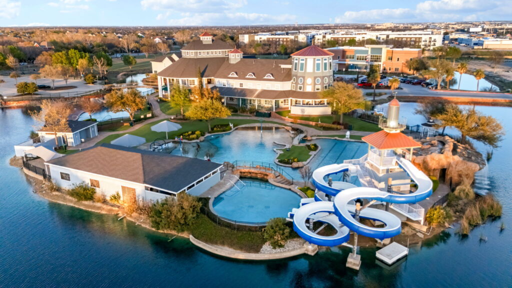 aerial photograph shows the Savannah Clubhouse